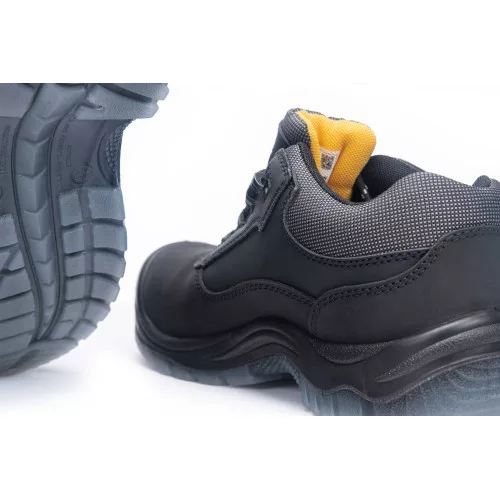 BK TPU MF S3 SRC félcipő 48 fekete