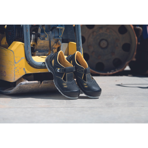 BK TPU MF S1P SRC szandál 36 fekete