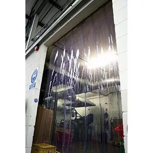 Ipari függöny, 200x2 mm-es léccel, 35 százalék/75 mm átfedéssel, karral és akasztóval együtt