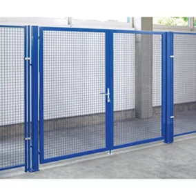  Kétszárnyú kapu válaszfal védőrácsokhoz, sz x m 2500x2200 mm, lapos rács 40/40 mm, ral 7037 porszürke
