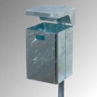 Szögletes szemetes fedéllel