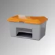 200 l-es homoktartály, külső méretek szxmxm 890x600x690 mm, kihúzónyílás nélkül, targoncatalpakkal, szürke test, narancssárga fedél