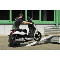 Könnyű felhajtórámpa