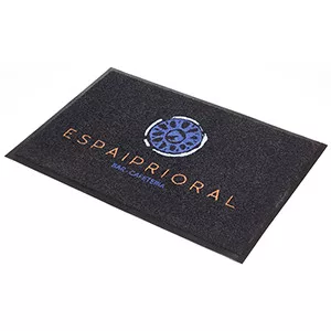 Logós bejárati szőnyeg, szabad tervezésű, hxsz 600x900 mm