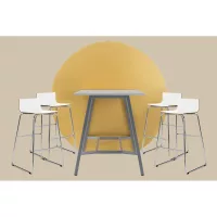 Asztal- és székgarnitúrák