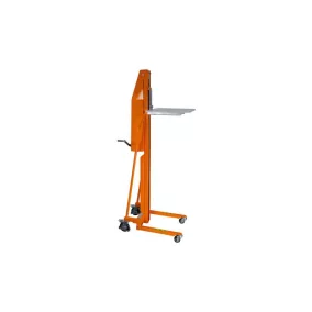   Anyagemelő, teherbírás 200 kg, emelési magasság 1500 mm, tpe gumiabroncsok