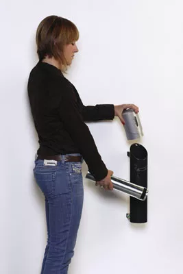 Fali hamutartó, szé x mé x ma 180x150x410 mm, űrtartalom 3,7 l, védőtető, rozsdamentes acél