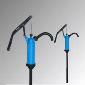   Kézi karos pumpa,45 l/löket, nbr tömítés olajokhoz, dízelolajhoz, alkoholhoz, merülőcső 340-900 mm, átmérő. 4, g 1 1/2 + g 2 hüvelyk