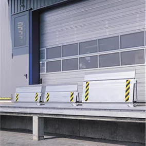   Fix átkelőhíd, hxszxm 410x1250x80 mm, teherbírás 4000 kg, mozgatható, összecsukható, esésvédelemmel