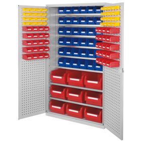   Nagy kapacitású szekrény, perforált panelű ajtók, dobozok: 9xgr. 2, 42xgr. 6, szé x mé x ma 1130x590x1950 mm, ral 7035 világosszürke