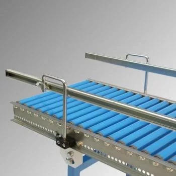 Kis görgős szállítószalag acélgörgőkkel, nyomtávolság 200 mm, középtávolság 25 mm görgőátmérő. 20 mm, egyenes 1 m