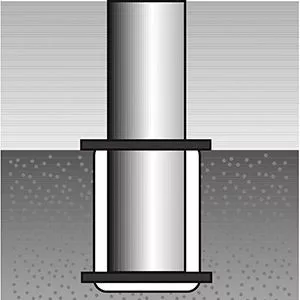 Alumínium terelőoszlopok, négyzet alakú, 70x70 mm, 3 piros gyűrűvel, levehető a talajkonzolról, reteszelés nélkül