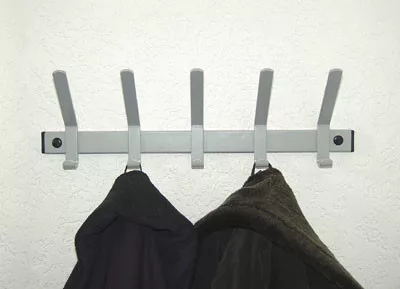 Fali kabáttartó, széxméxma 2000x120x160 mm, 20 kalap- és 20 kabátakasztó acélból, ezüstszürke