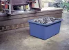 Grp szögletes tartály, targoncazsebek nélkül, űrtartalom 100 l, hxszxm felső külső/belső méret 880/800x580/500x290/280 mm, zöld színű