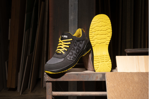 CLAW SWIFT S1P SRC ESD FEKETE/SÁRGA HÁLÓS VÉDŐBAKANCS_43