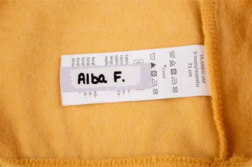 Ruhacímke, műanyag, iskolai, 45x13 mm, kézzel írható, AVERY ZWECKFORM, pasztell, 36 címke/csomag