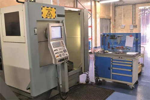 Infokeret, A4, mágneses, DURABLE "DURAFRAME® MAGNETIC SECURITY", sárga-fekete