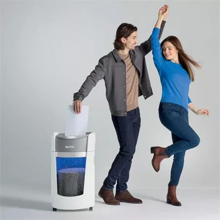 Iratmegsemmisítő, mikrokonfetti, 10 lap, LEITZ "IQ OptiMax Office 550 P5"