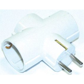   Átalakító, 3 csatlakozóaljzat, földelt, 90 fokban elforgatott