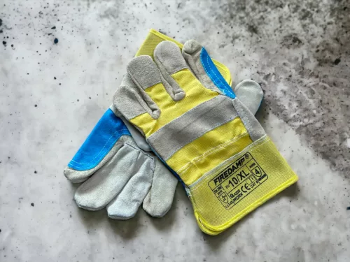 Firedamp Carbon- fekete hegesztő/rakodókesztyű