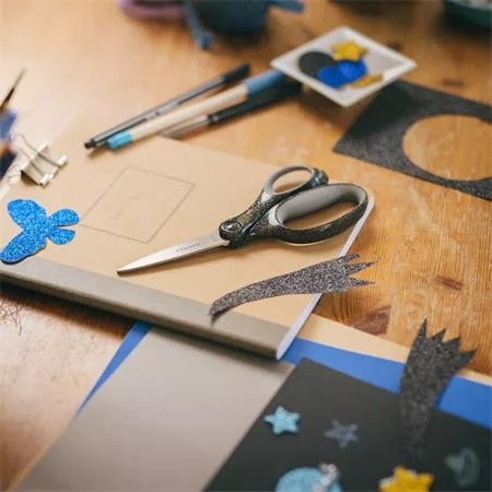 Olló, iskolai, 18 cm, FISKARS, csillámos fekete