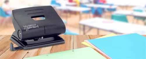 Lyukasztó, kétlyukú, 22 lap, antibakteriális, RAPESCO "820-P", fekete