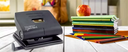 Lyukasztó, kétlyukú, 22 lap, antibakteriális, RAPESCO "820-P", fekete