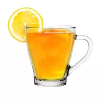 Üveg poharak és bögrék