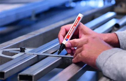 Lakkmarker, 2-4 mm, EDDING "750", sötétkék