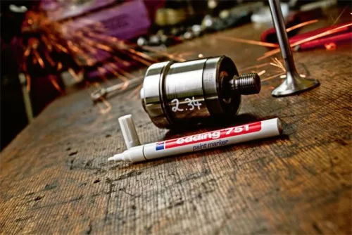 Lakkmarker, 1-2 mm, EDDING "751", barna