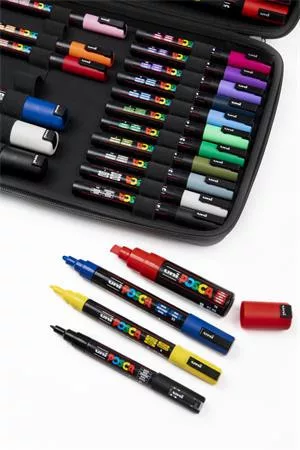 Dekormarker készlet, táskában, UNI "Posca", 40 darabos