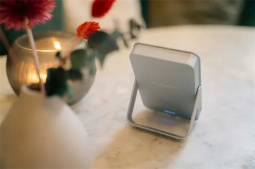 Power bank, mágneses (vezeték nélküli), 10.000mAh, VERBATIM "Charge n Go", kék